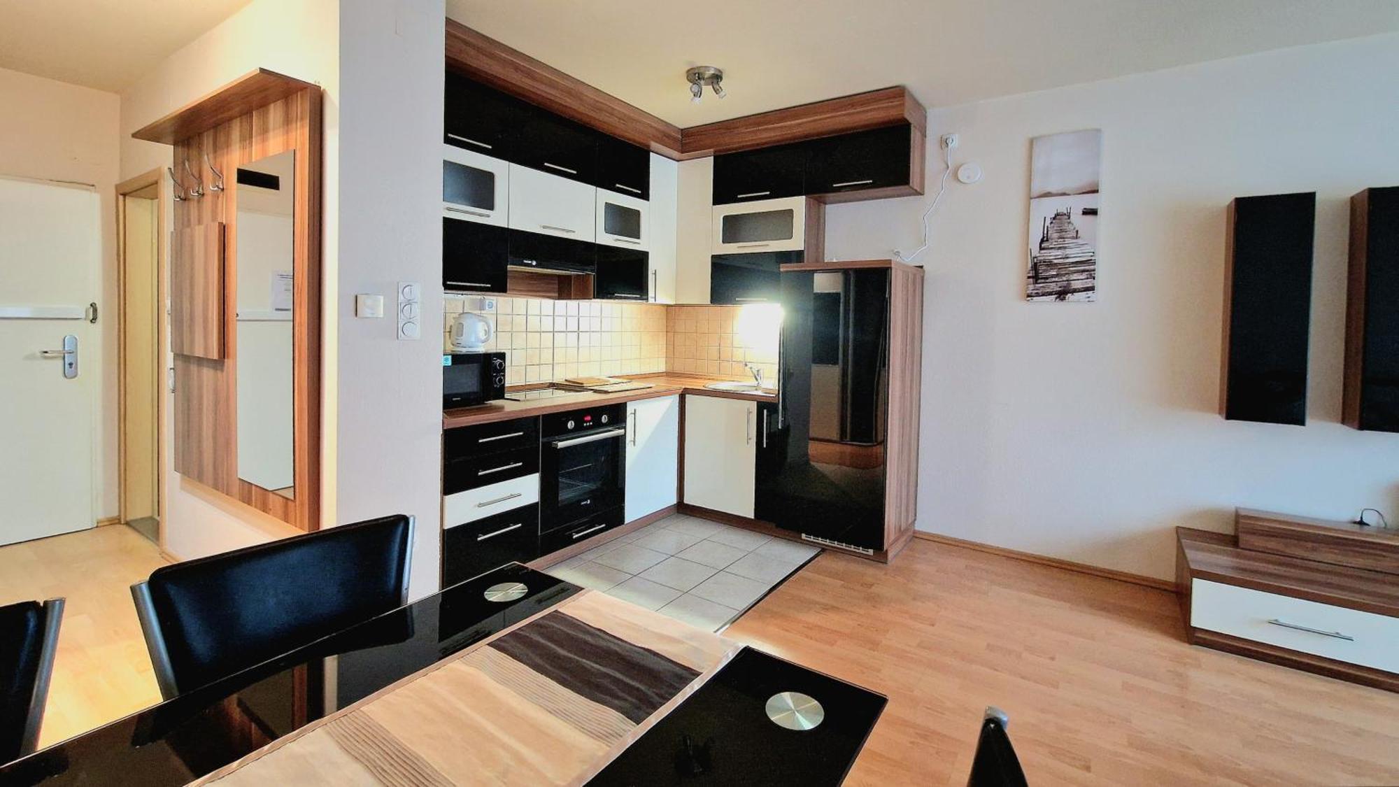 H10 With Free Parking Budapest