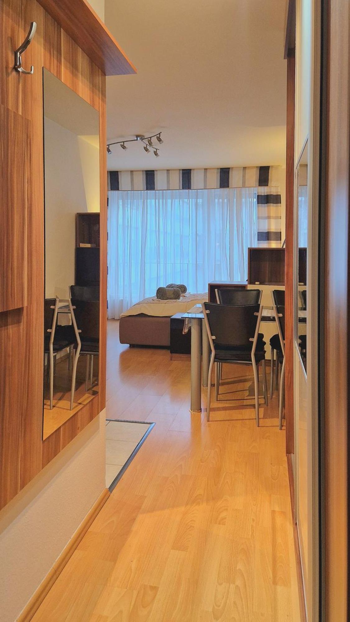 Apartment H10 With Free Parking *